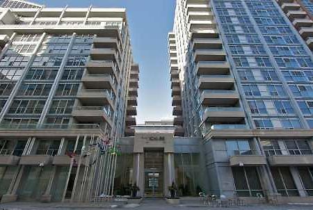 Furnished Condo In Downtown Toronto Esterno foto